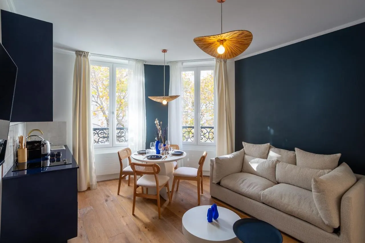 The Blue Downtown Montmartre Apartament *