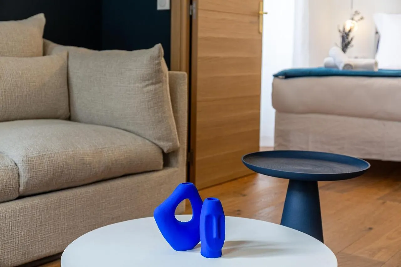The Blue Downtown Montmartre Apartament *